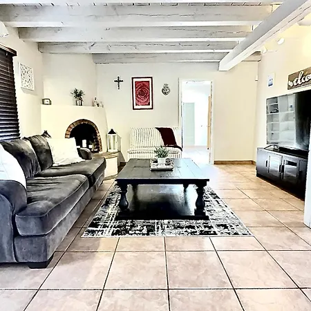 Villa New Enchanting Retreat Near Downtown Santa Fe